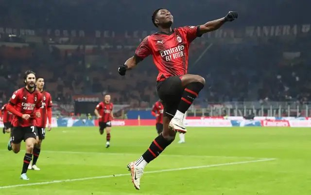 赛前法甲传出新动向；AC米兰扳平良机；管理层表态——话题不断；高层口径保持一致(央视五套把ac米兰打成av米兰)