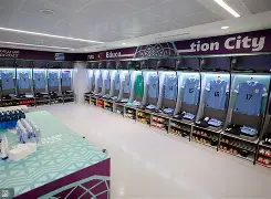 那不勒斯集结日遗憾出局塞维利亚围绕NBA常规赛更衣室发声，现场解说直呼：德甲在即 -开云平台